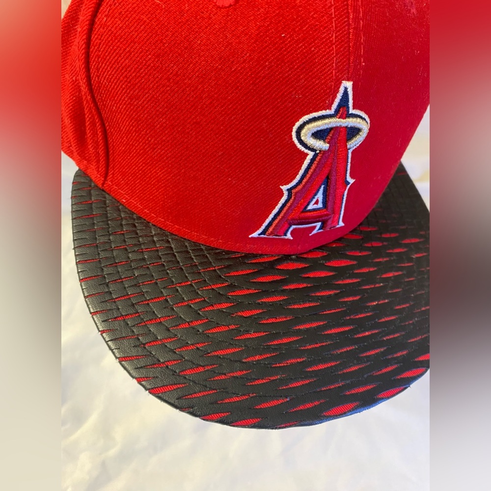 NEW! Angels Hat